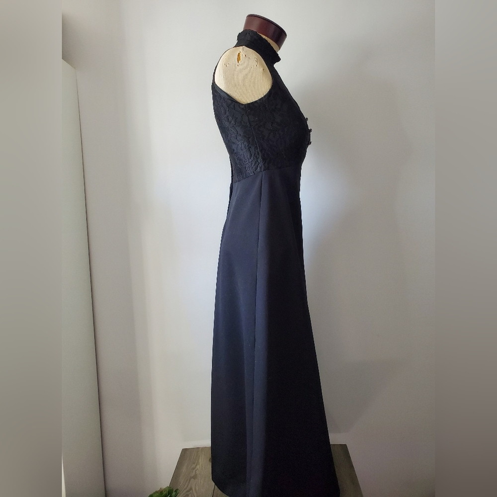 Vintage 70s Career miss by Carla Jane maxi tuxedo style dress. Size 2 - Picture 5 of 12